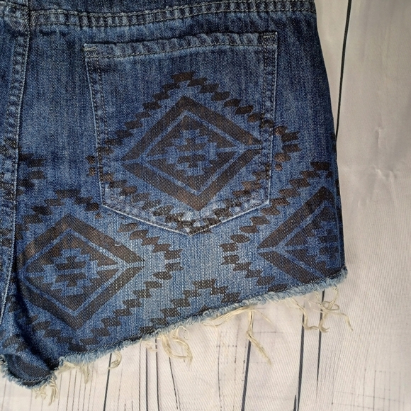 Adam Levine Denim Blue Patterned Women's Shorts - Picture 8 of 13